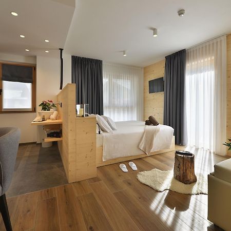 Hotel Valtellina Livigno Exterior photo