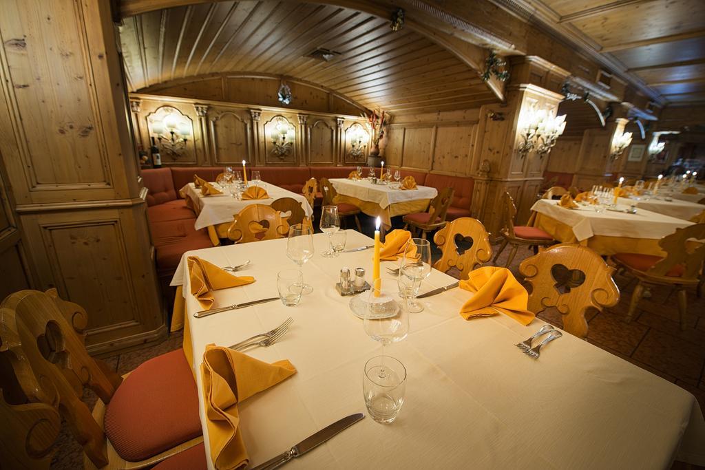 Hotel Valtellina Livigno Exterior photo