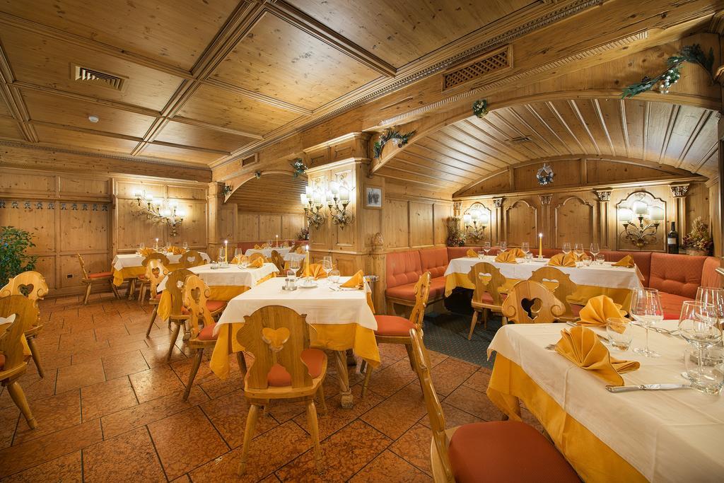Hotel Valtellina Livigno Exterior photo