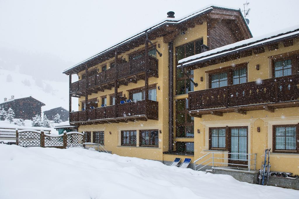 Hotel Valtellina Livigno Exterior photo