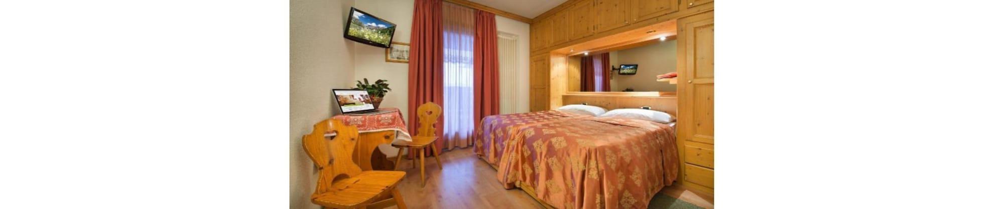 Hotel Valtellina Livigno Exterior photo