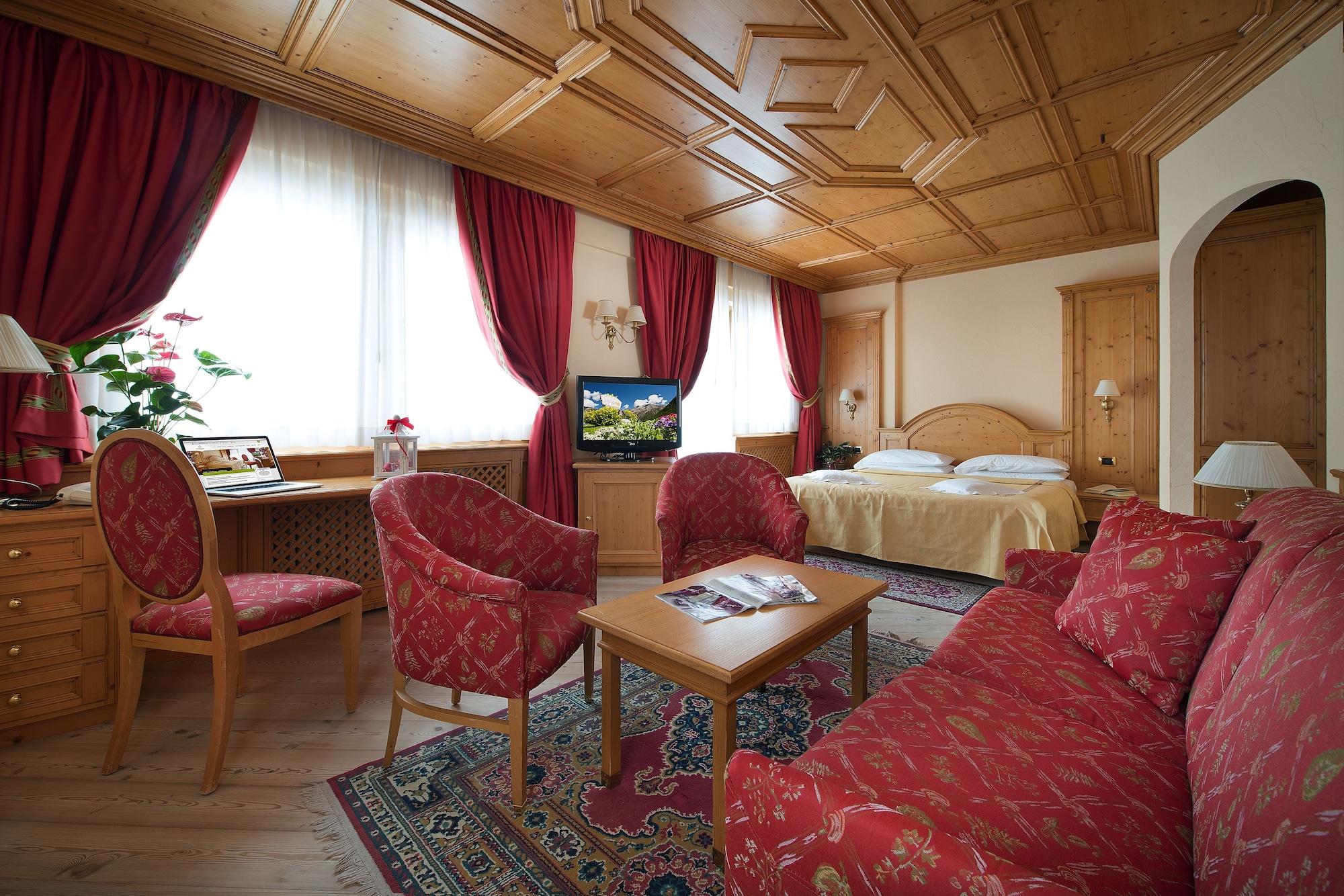 Hotel Valtellina Livigno Exterior photo