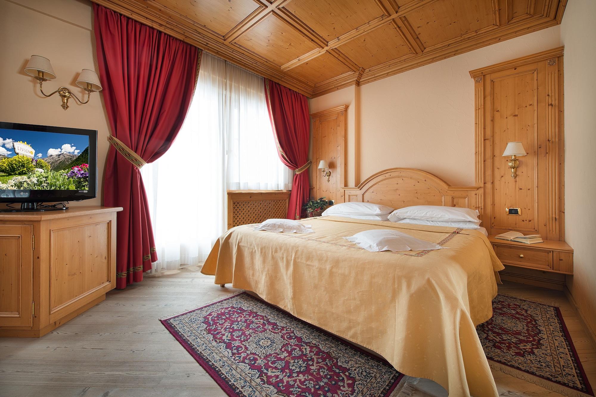 Hotel Valtellina Livigno Exterior photo