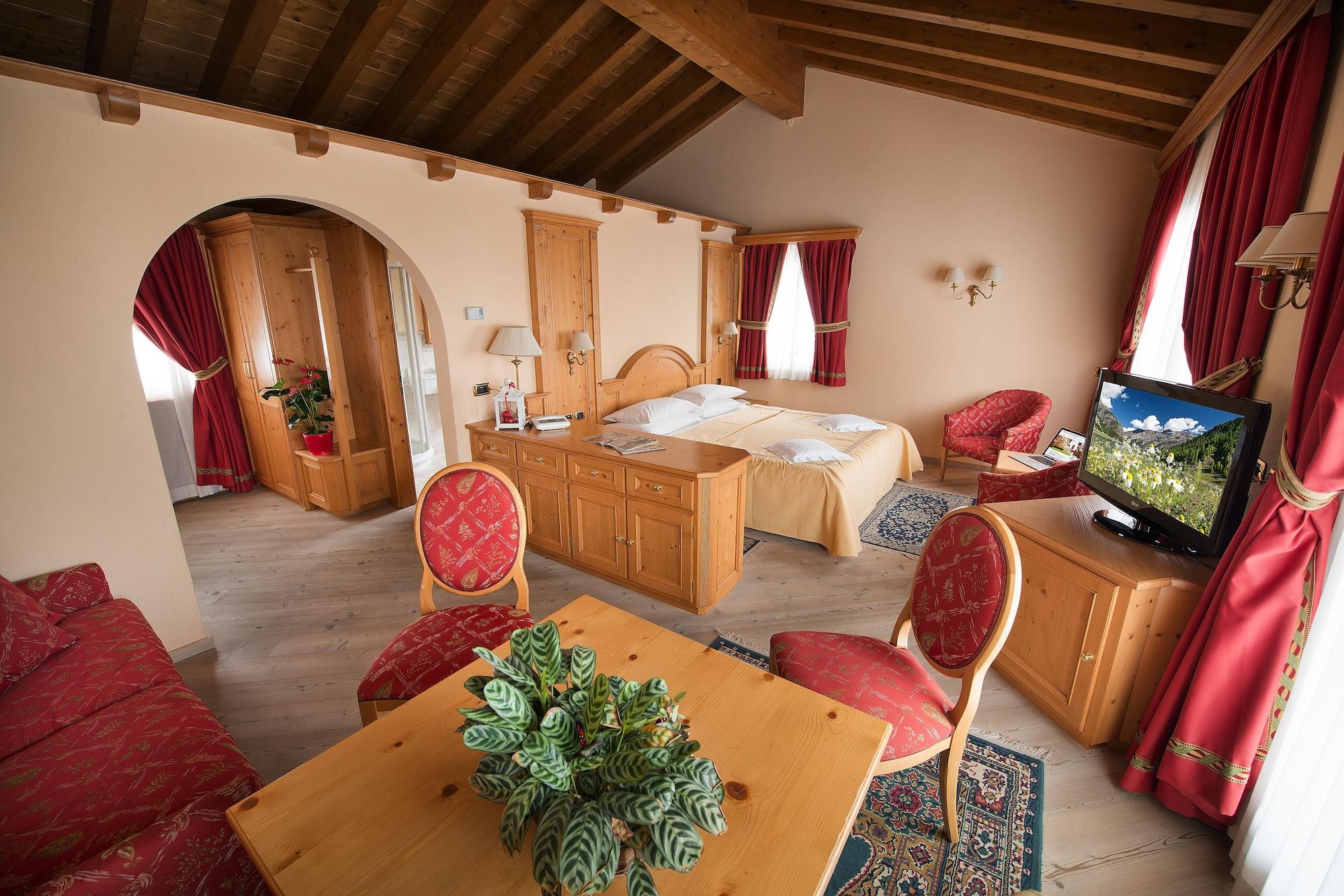 Hotel Valtellina Livigno Exterior photo