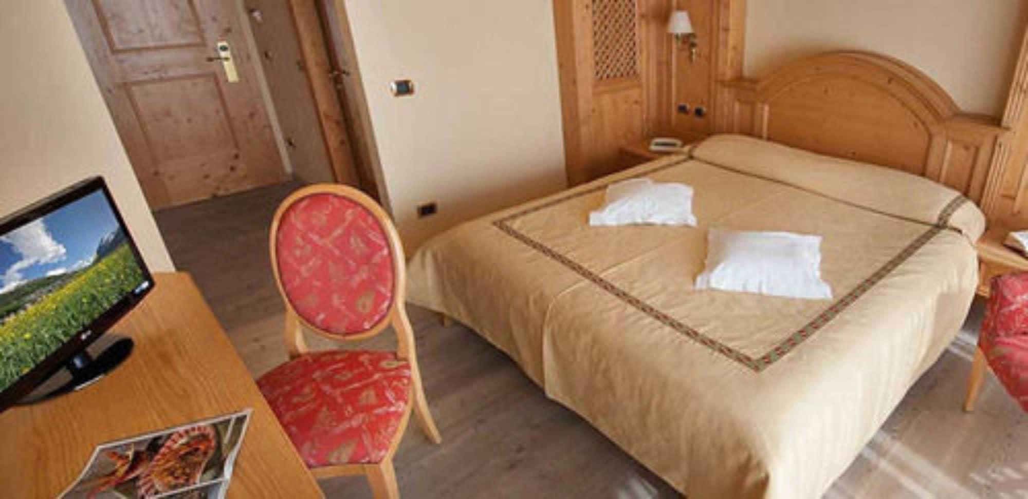 Hotel Valtellina Livigno Exterior photo