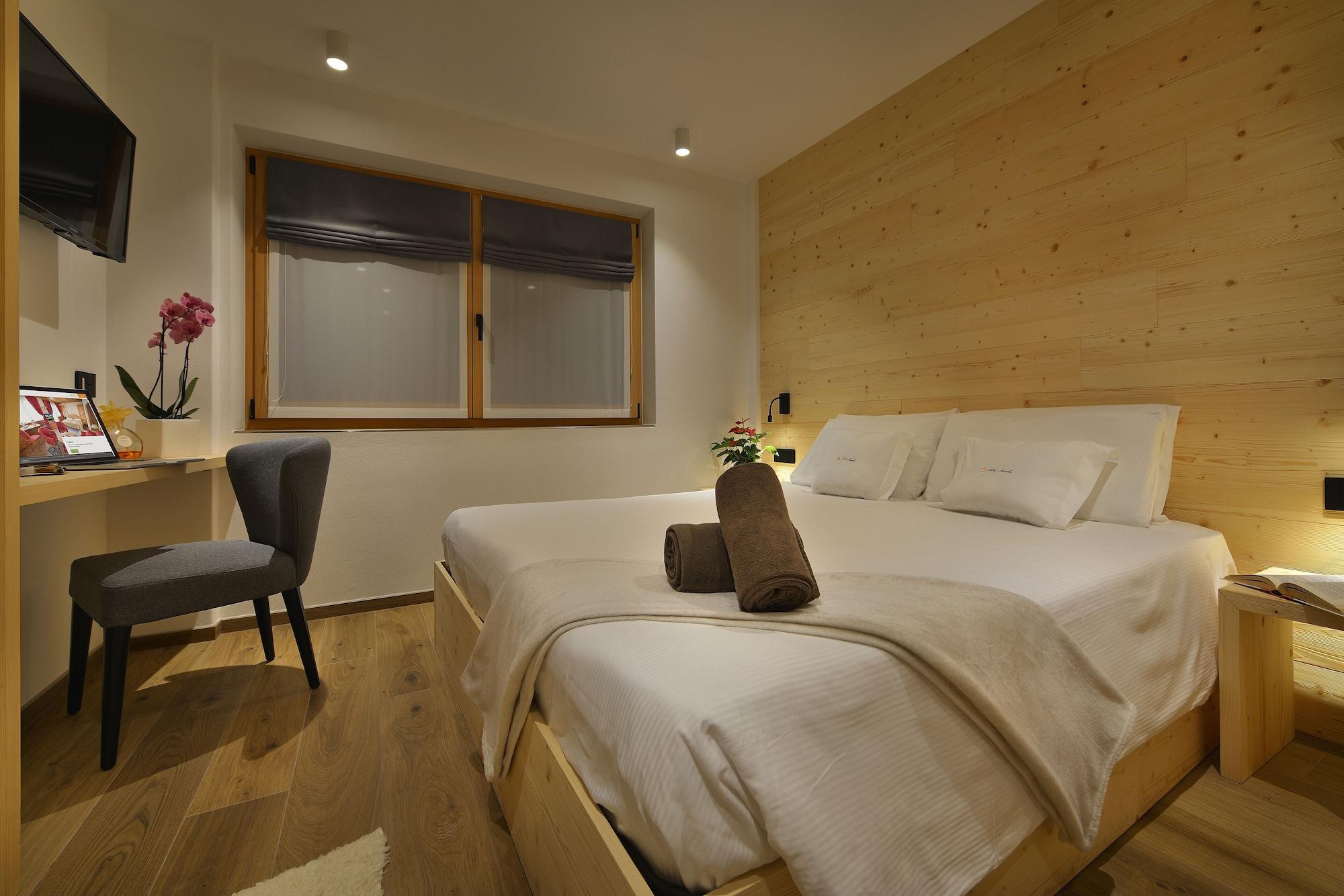 Hotel Valtellina Livigno Exterior photo