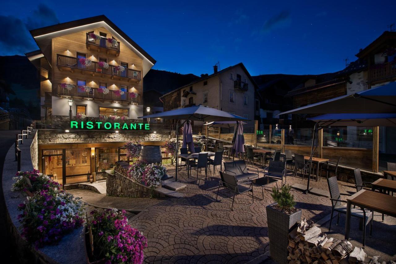 Hotel Valtellina Livigno Exterior photo